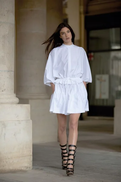 Look 24